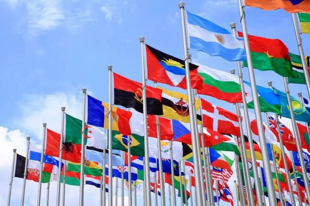 banderas de todos los consulados ubicados en méxico